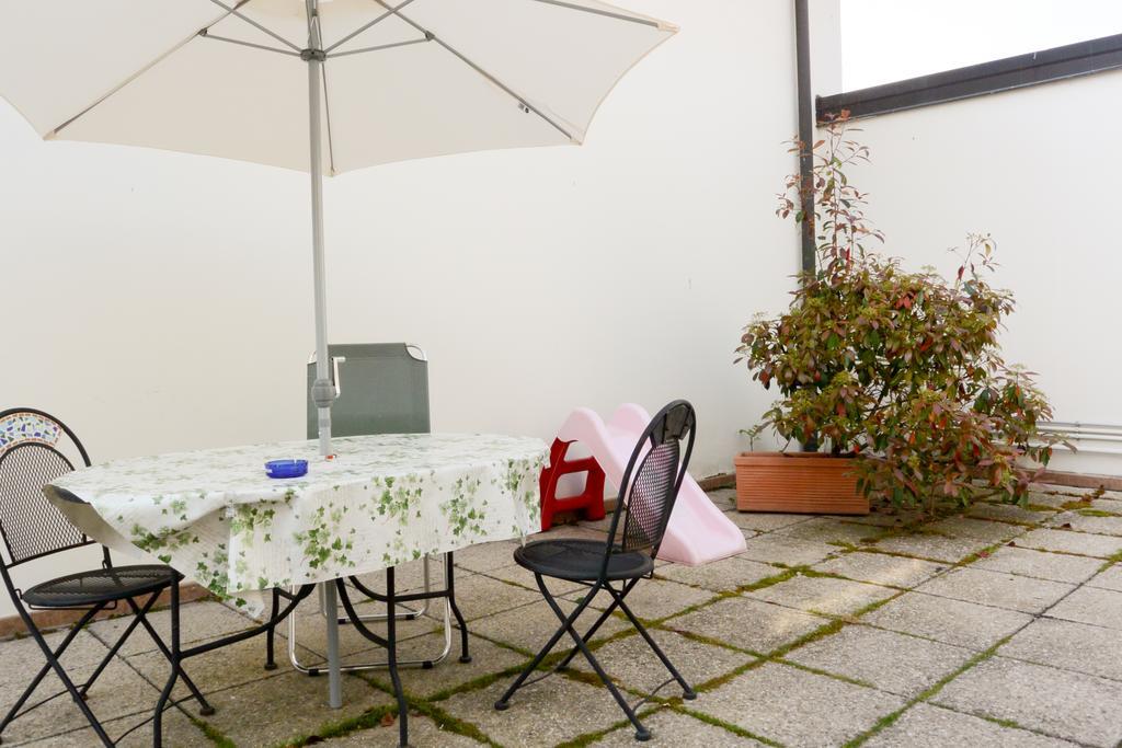 Albergo Meuble Abatjour Mantua Exterior foto